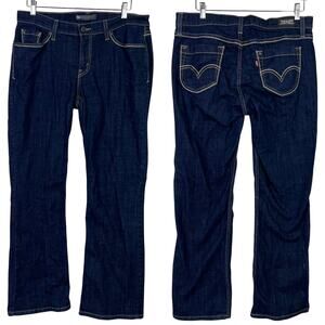 Levi's Women's 592 Curvy Bootcut Denim Jean 32x32 Dark Wash Contrast Stitching